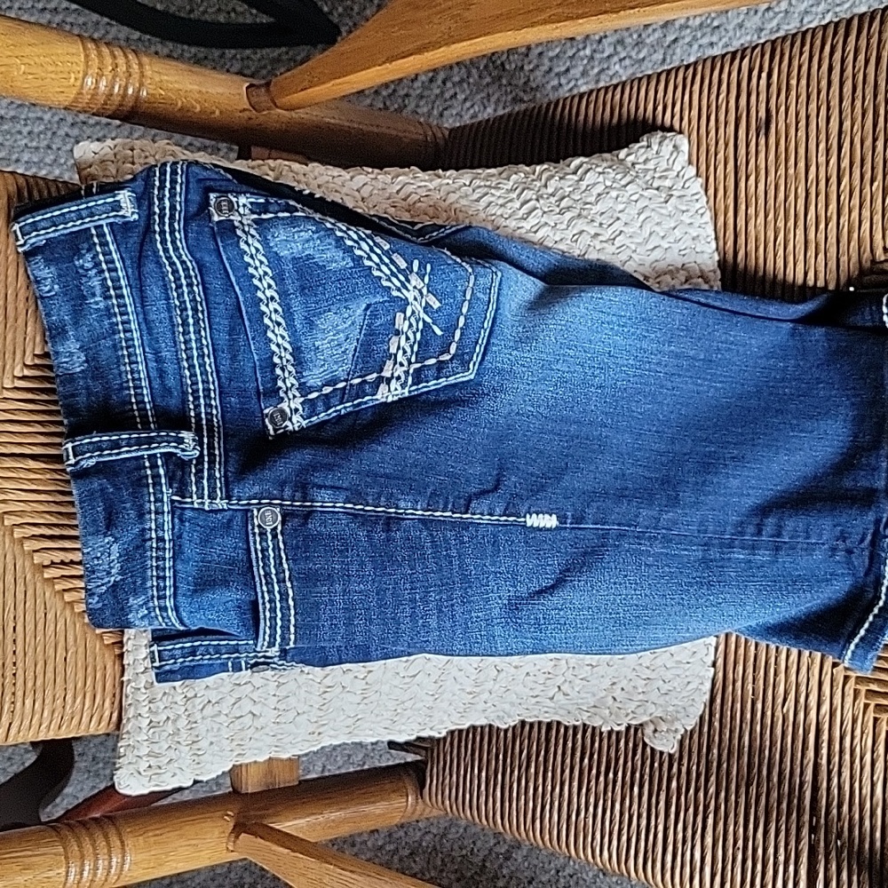 BKE Sabrina bermuda jean shorts, size 25 - Picture 5 of 9